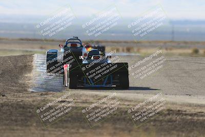 media/Oct-26-2025-CalClub SCCA (Sun) [[8ce1e69566]]/Group 6/Grapevine/